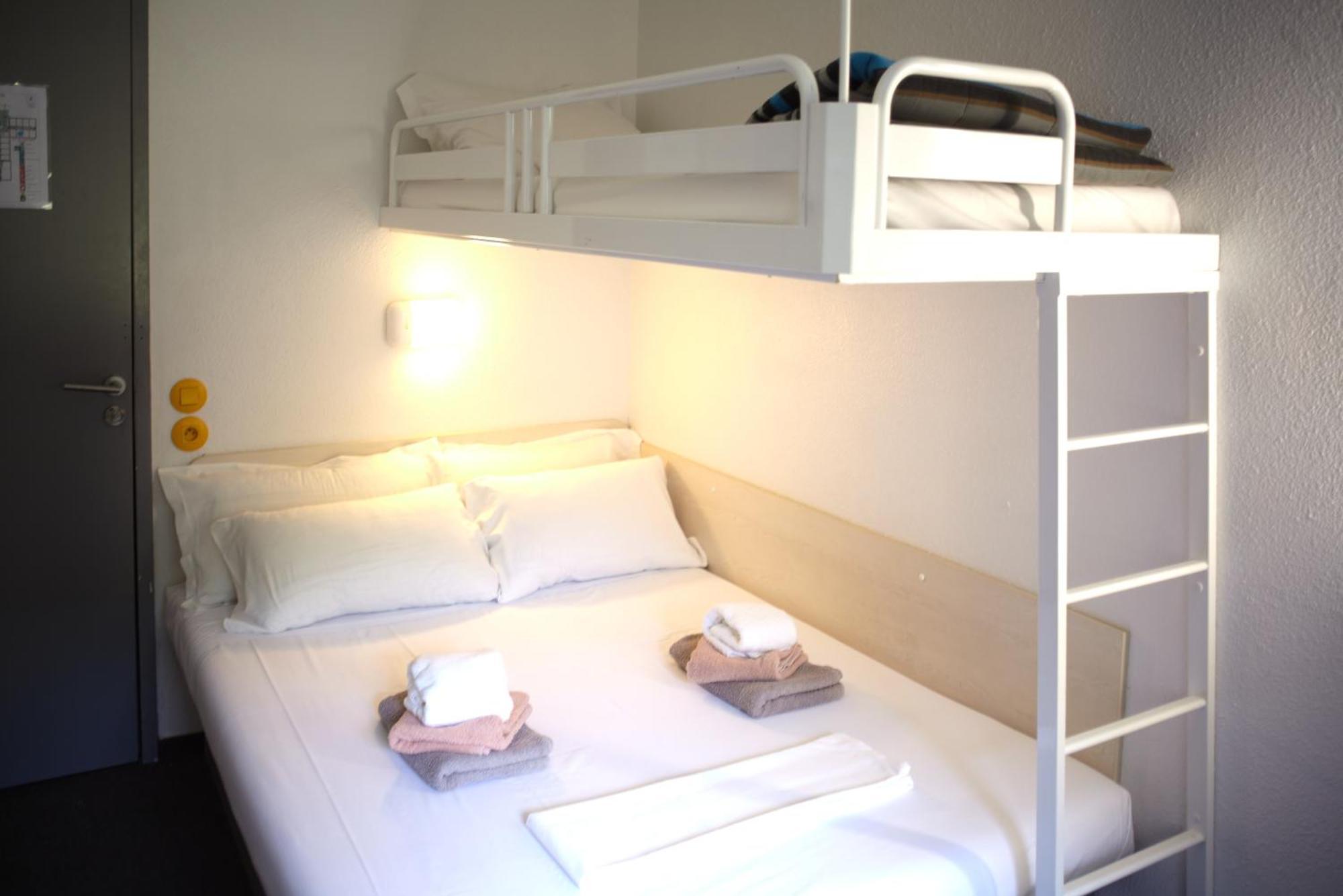 Hotel La Voile Bleue La Richardais Room photo